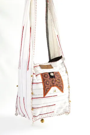Earth Kiss - Sling Tote