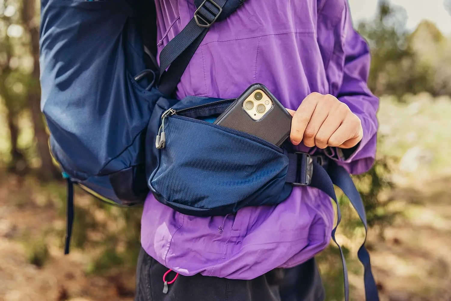 Gregory Jade 53L Women's Day Hiking Backpack, Ventilated Backpanel, Built-In Hydration Attachment for Bladder (Reservoir Not Included), Extra Small/Small, Moab Orange
