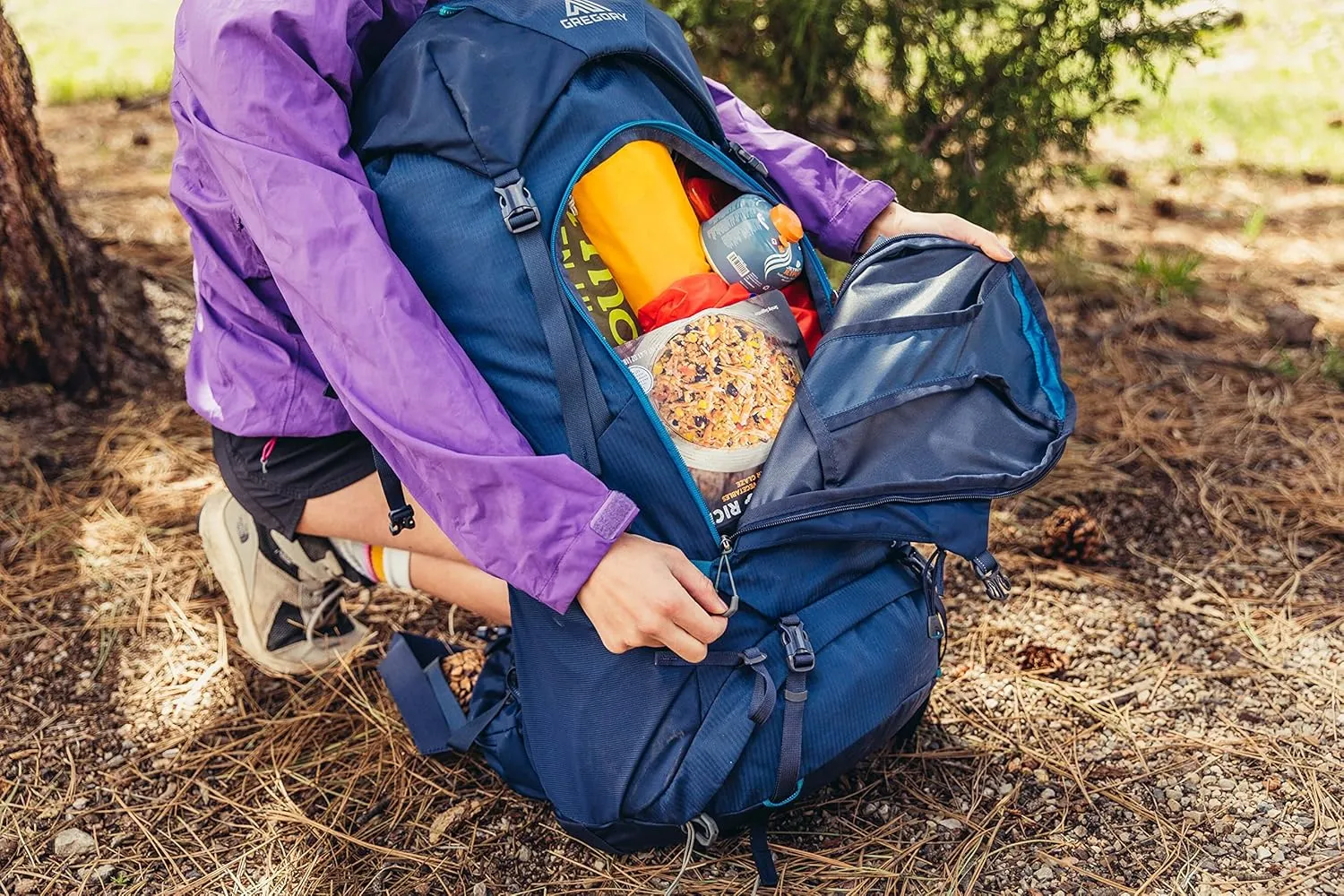 Gregory Jade 53L Women's Day Hiking Backpack, Ventilated Backpanel, Built-In Hydration Attachment for Bladder (Reservoir Not Included), Extra Small/Small, Moab Orange