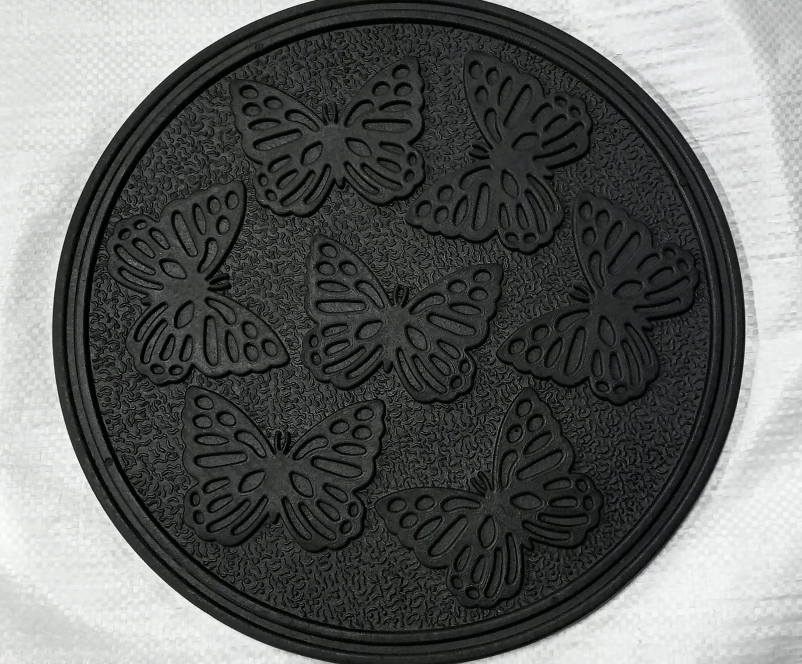 OnlyMat Heavy-duty Round Rubber Mat for Gas Cylinders - Indoor / Outdoor, Waterproof