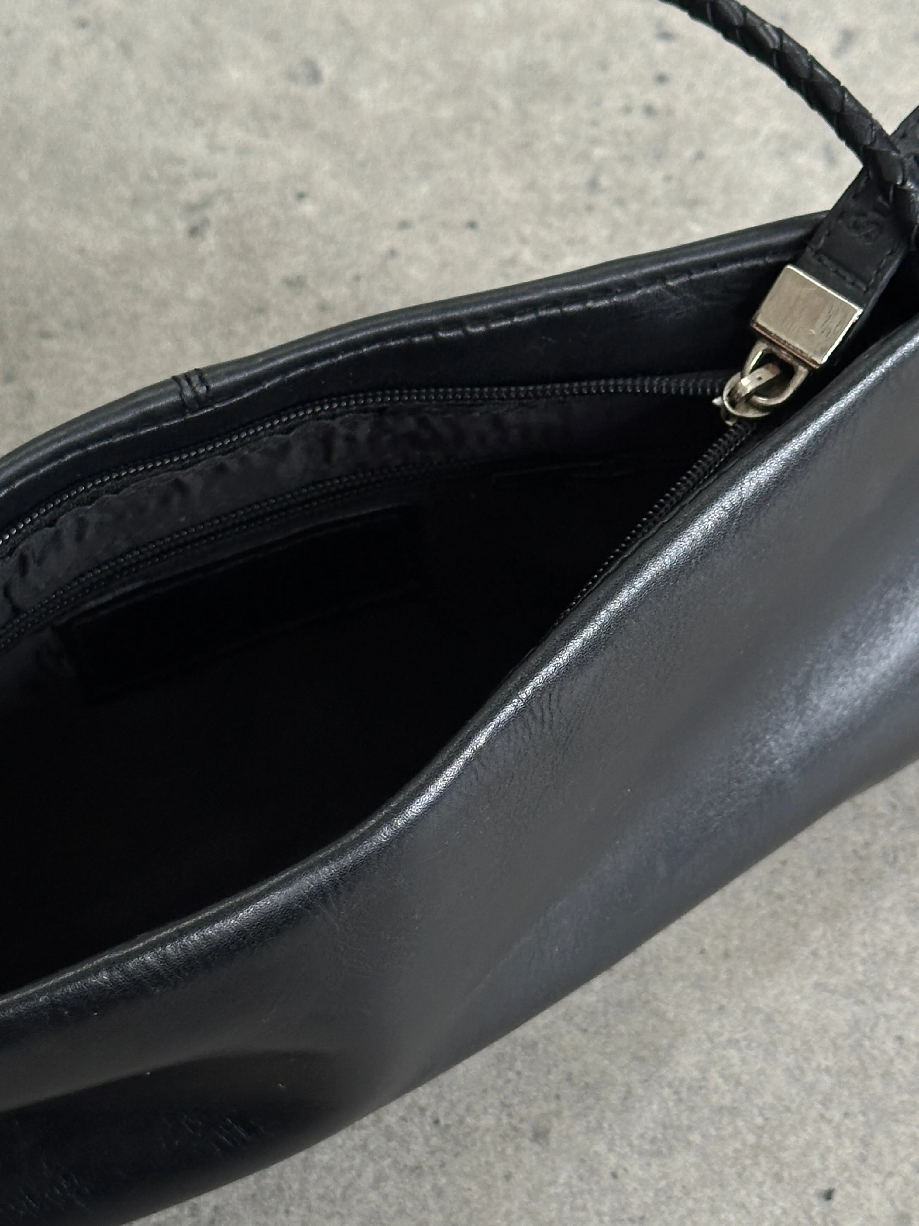 Vintage Leather Shoulder Bag